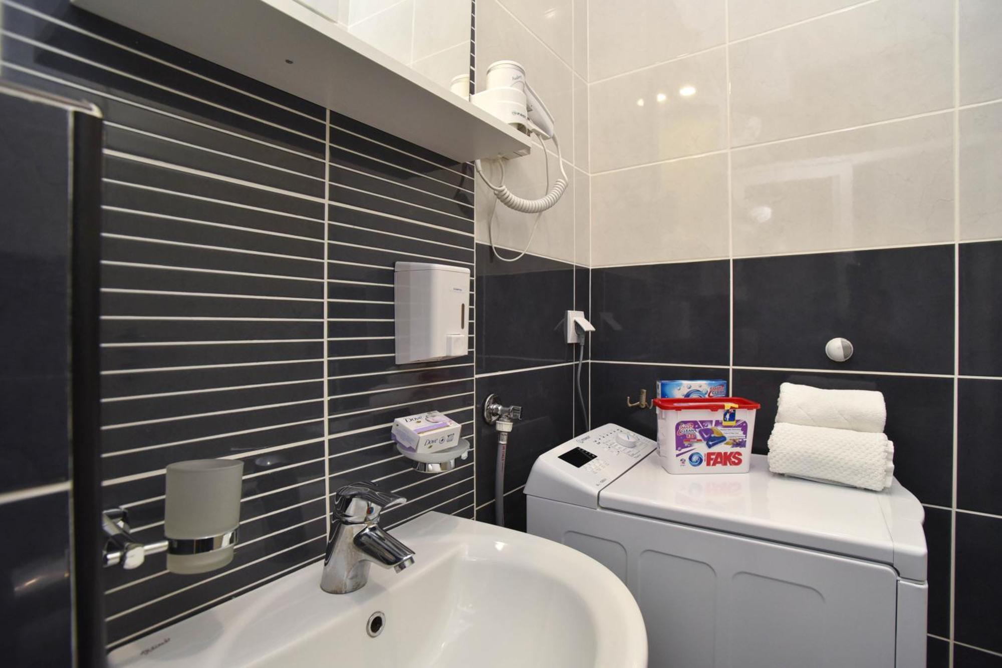 Apartment Golden Lavender Μπούντβα Εξωτερικό φωτογραφία