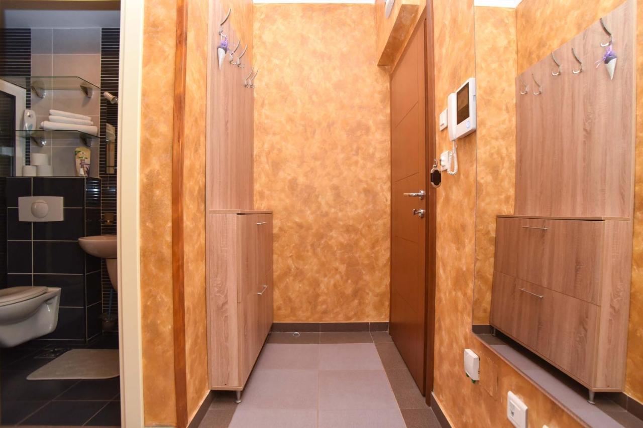 Apartment Golden Lavender Μπούντβα Εξωτερικό φωτογραφία